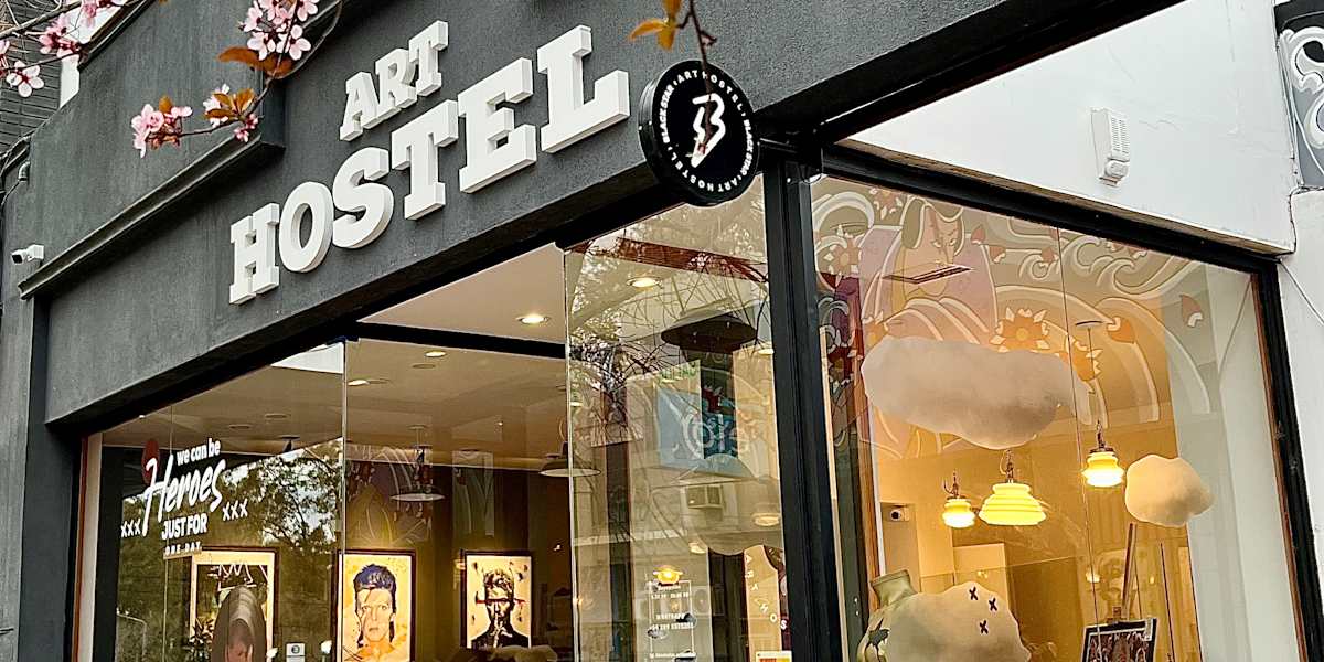 Black Star Art Hostel