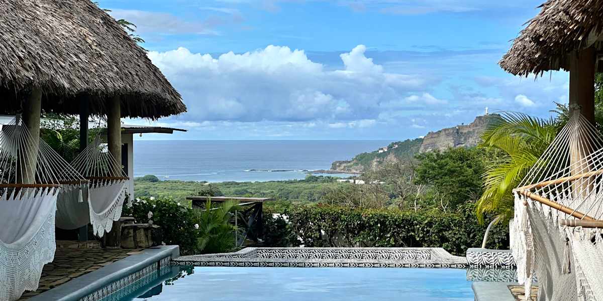 Casa de Olas - Eco Rustic Hostel