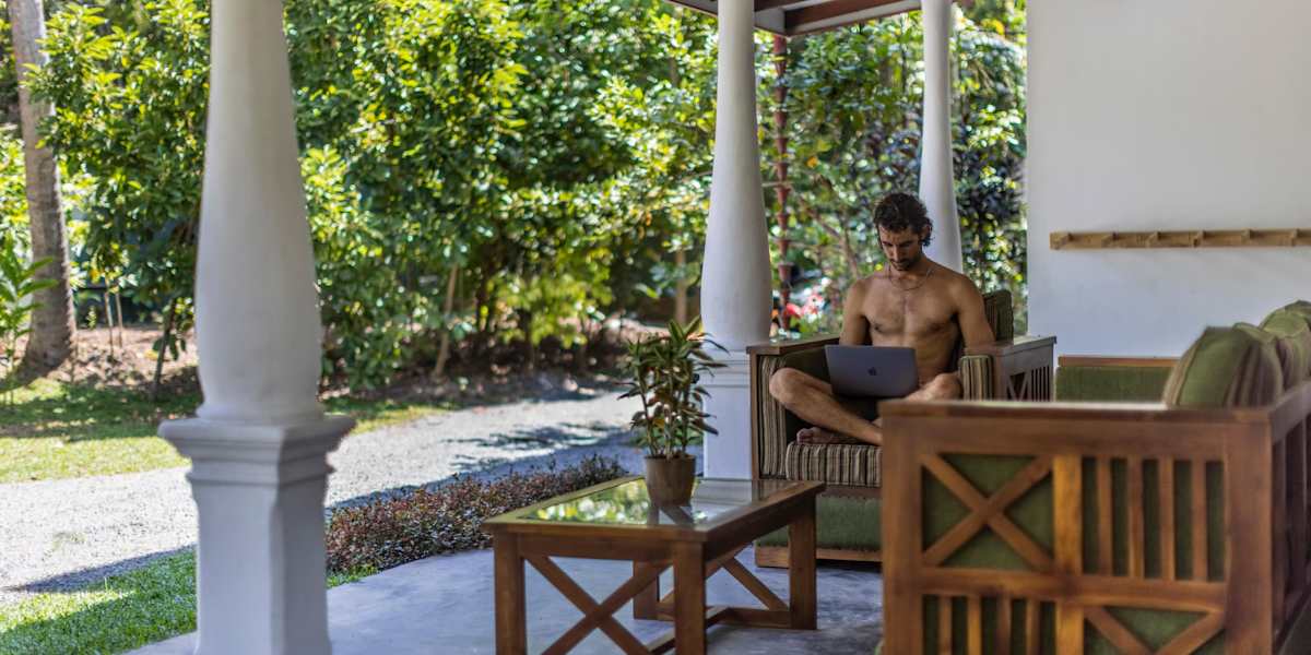 MAKAI Surf House