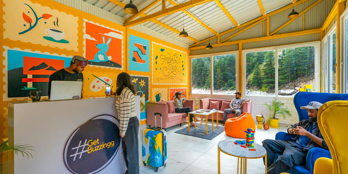 The Social Stays Kasol