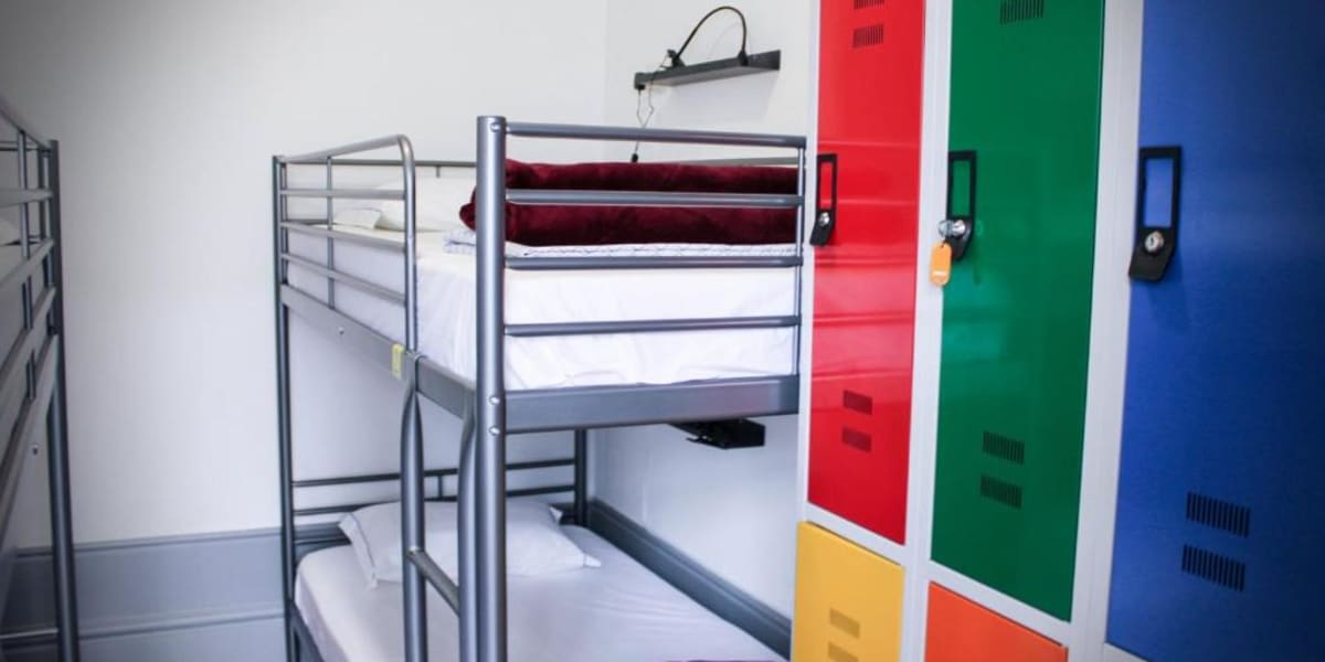 By Doors Hostel Porto