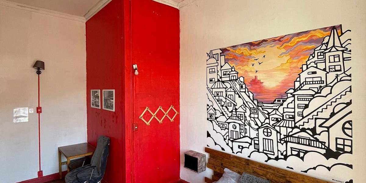 Valparadise Hostel