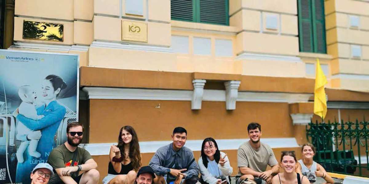 Saigon Authentic Alley Hostel - BF, Gym, LocalTour