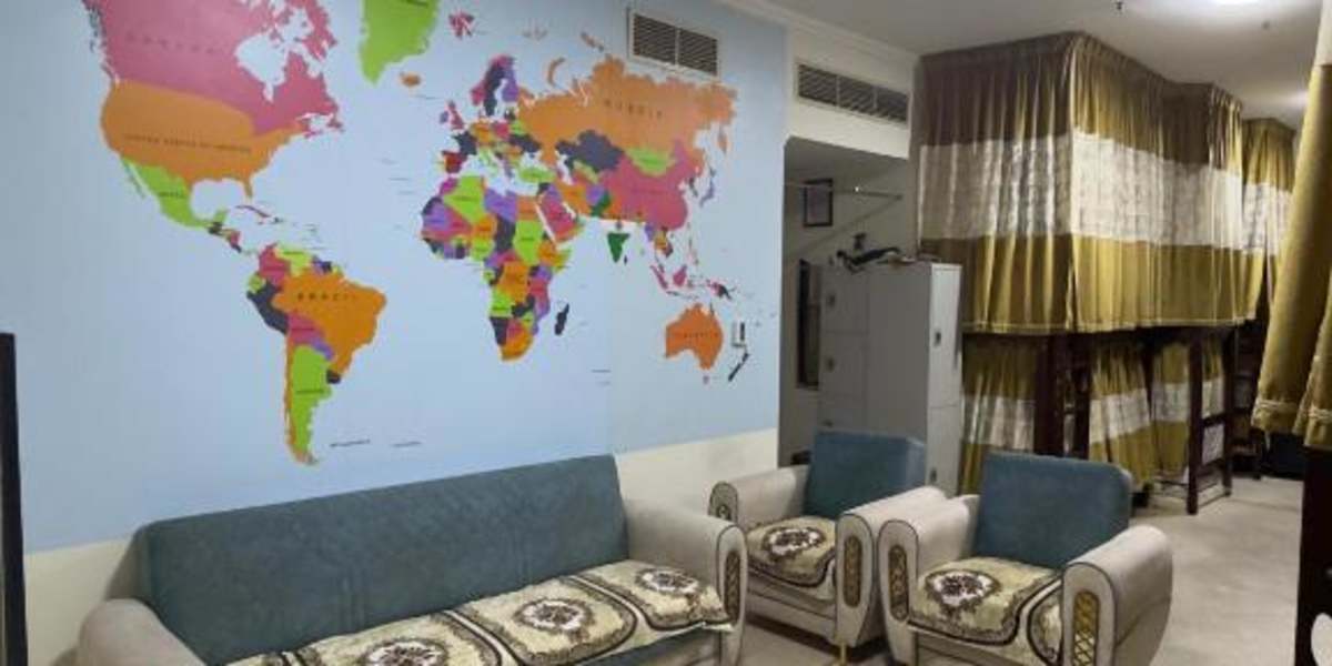 Sarjak's Hostel