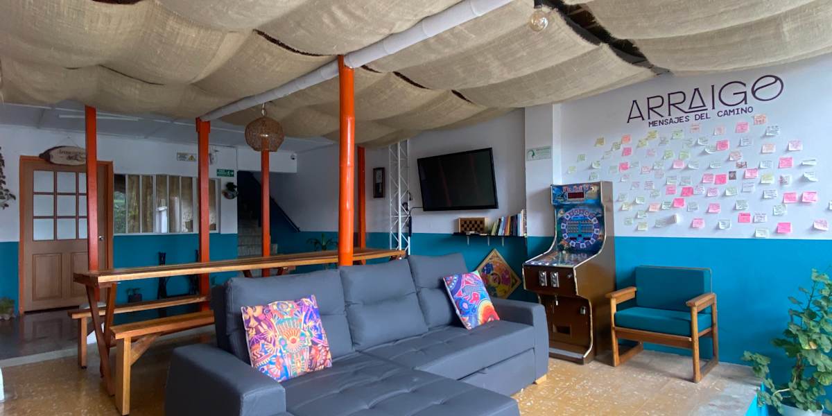 Hostal Arraigo