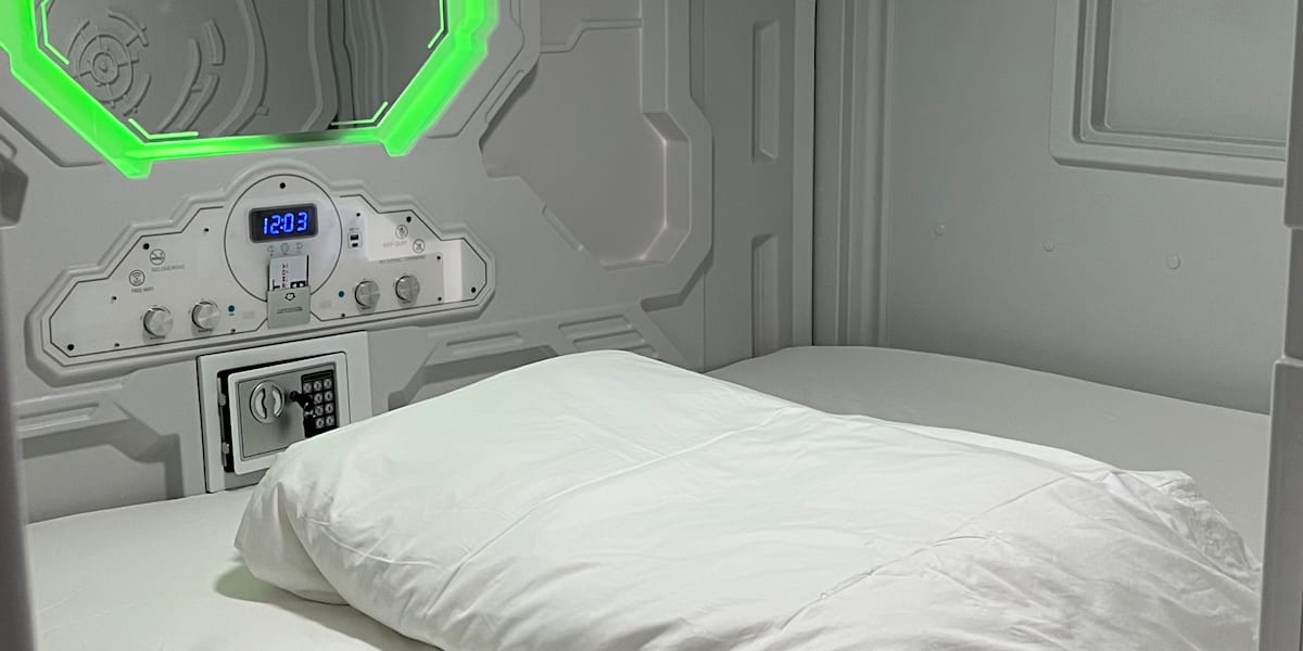 Kiwi Capsule Hotel