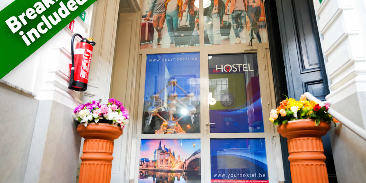 Your Hostel (Midi Station)
