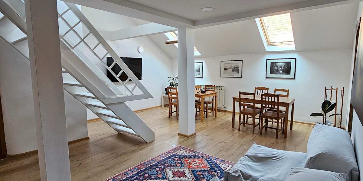 Leopold Chillout Hostel