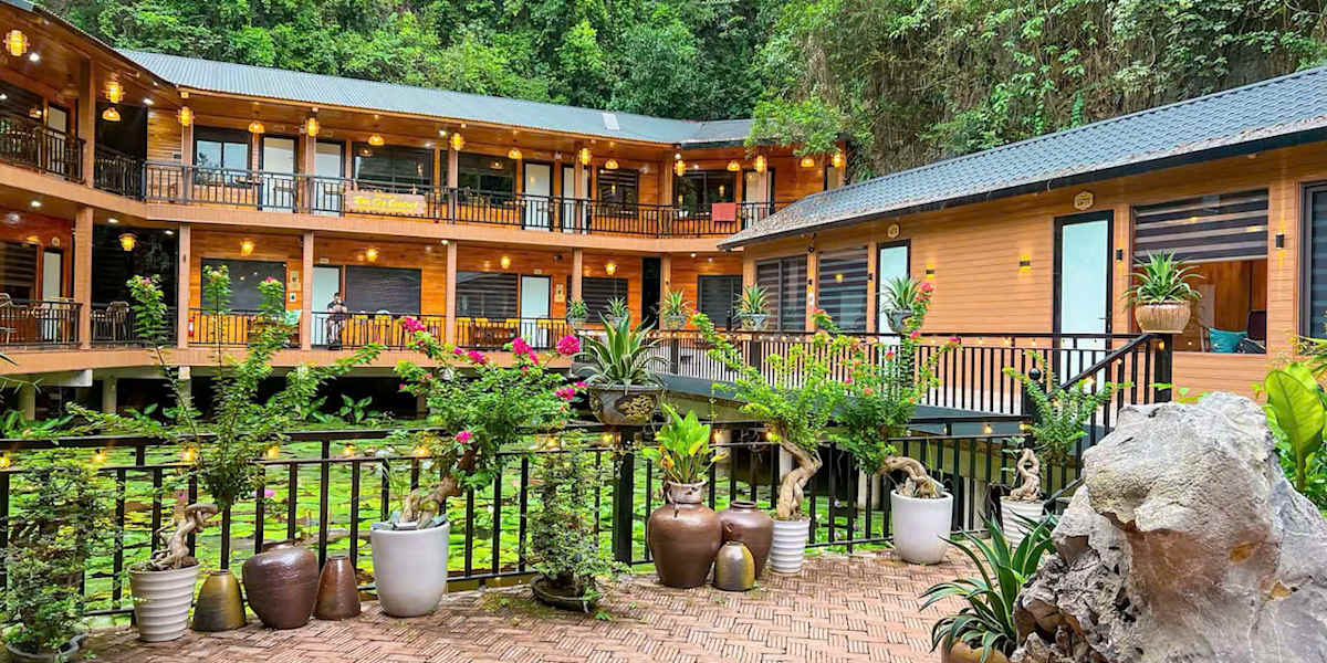 Tam Coc Central Bungalow 2