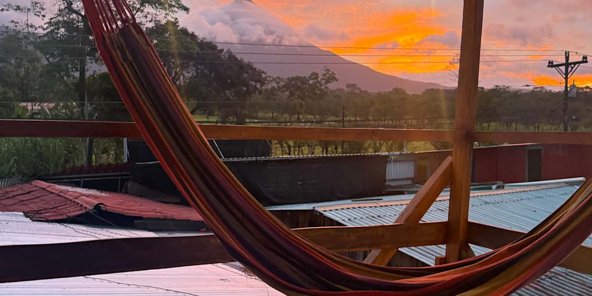 Blackout Party Hostel and Experiences