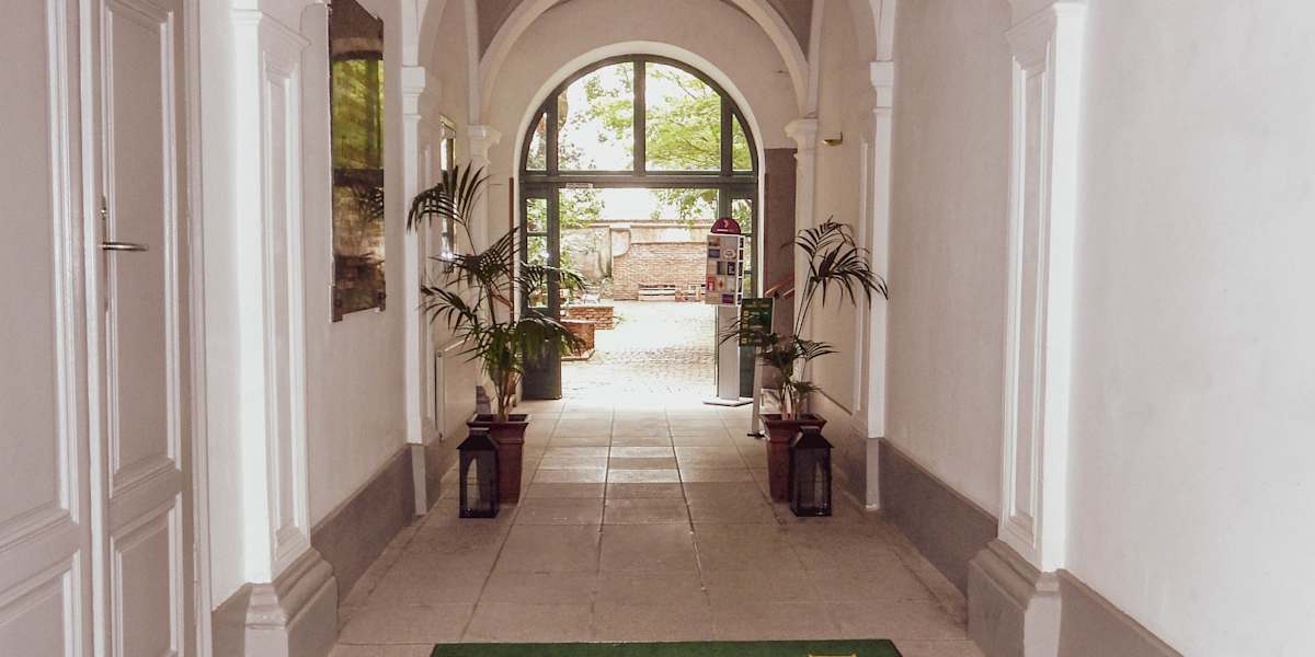 DorMitory