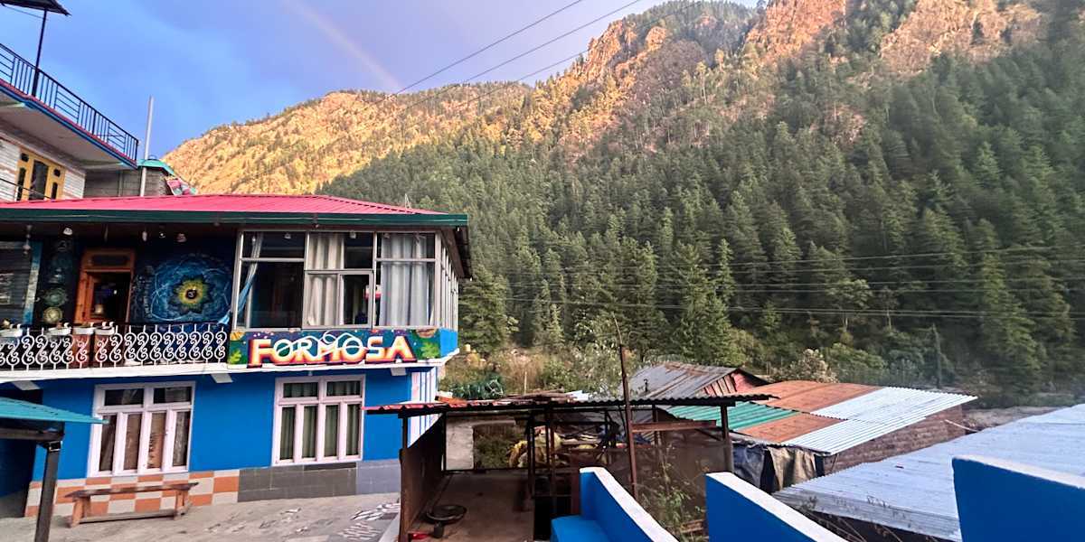 Formosa Cafe & Hostel
