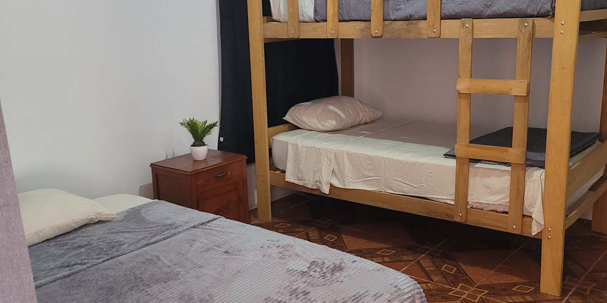 GoodWaves Hostel