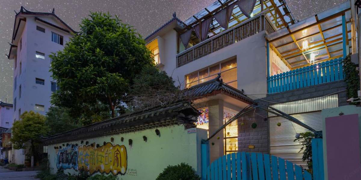 Lijiang Jianying Youth Hostel