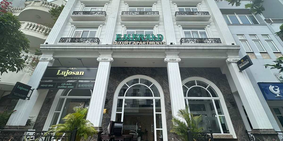 Collection O Emerald Luxury Apartment - Near SECC