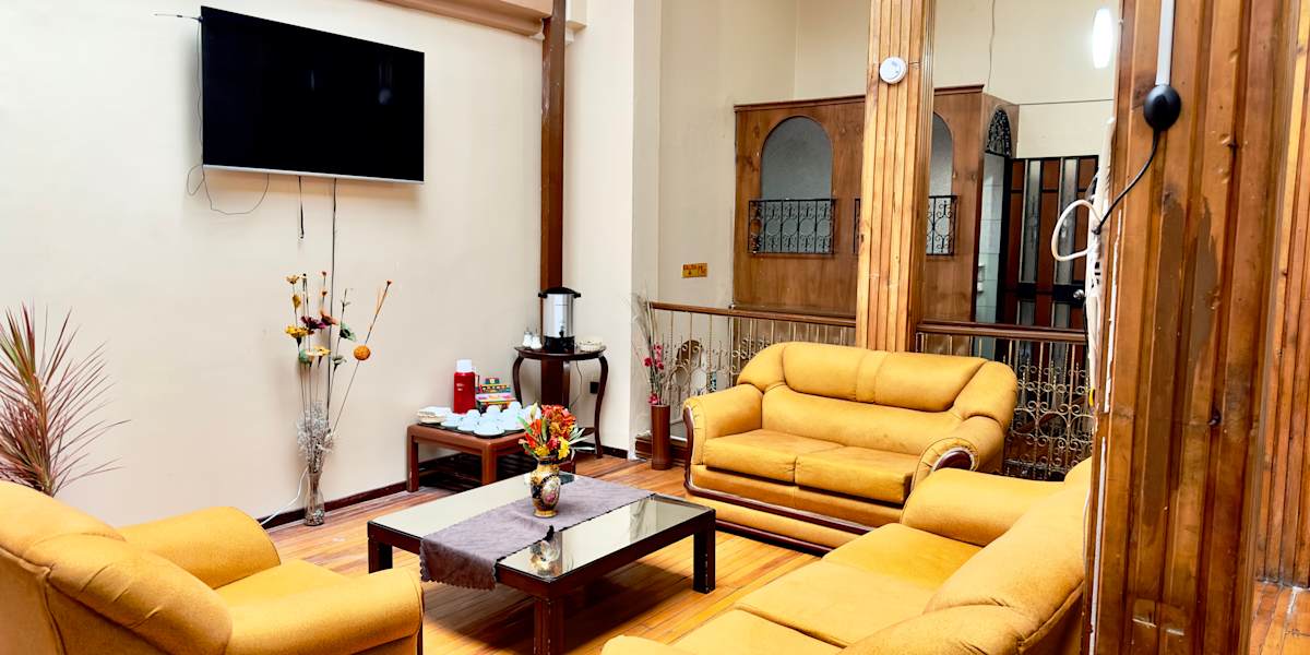 Travel house