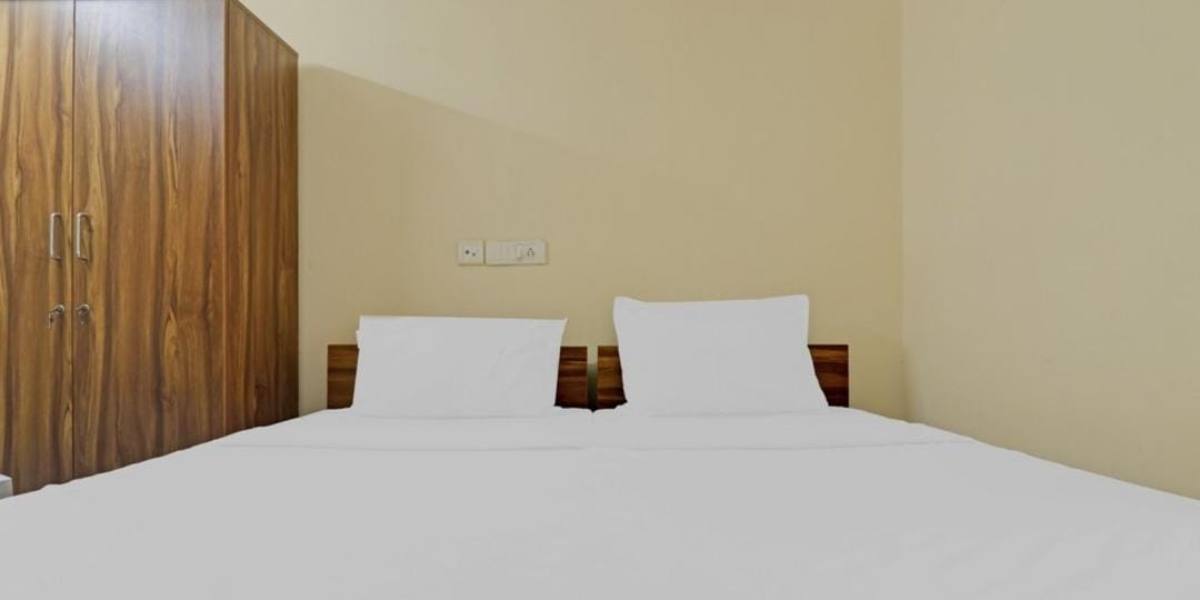 White Carnations Hotel