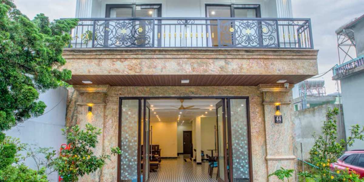 Tom Central Homestay