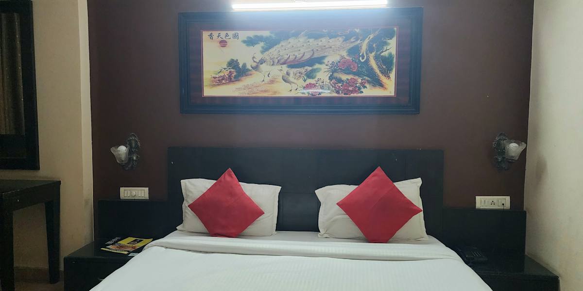 Hotel Mid Town