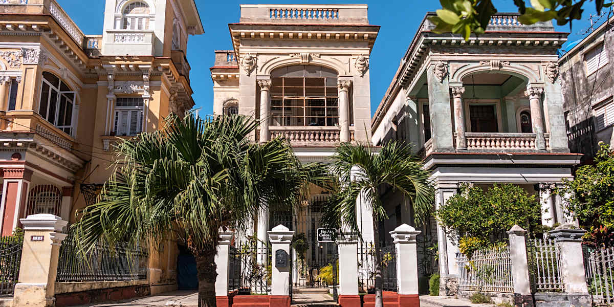 Hostal Colonial De Luca Bed & Breakfast