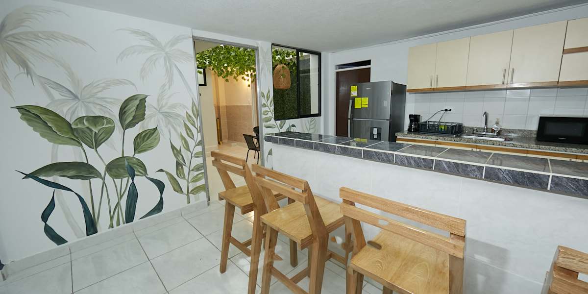 CASA HOST 72