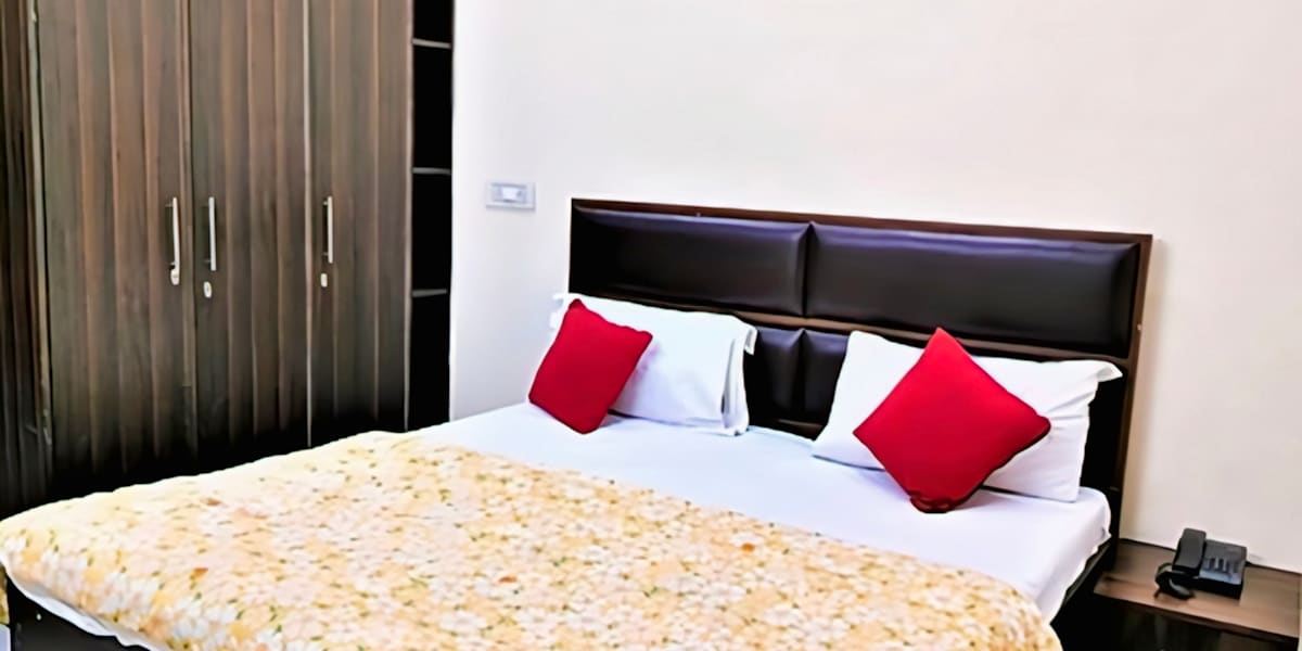 Hotel Star Light Inn