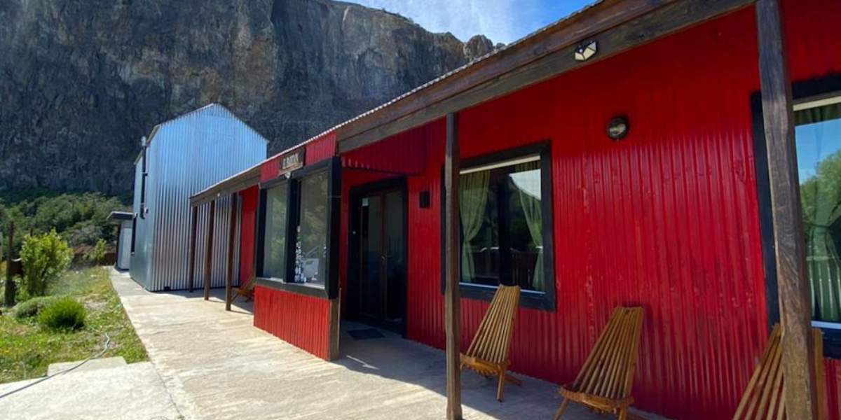 Hostel Y Camping El Paredon