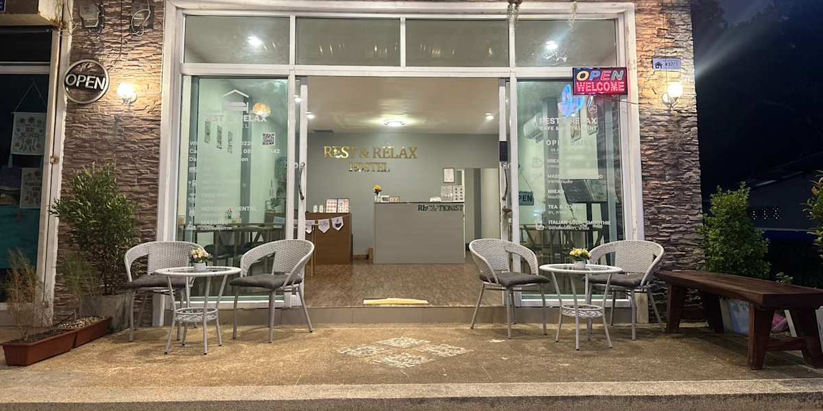 Rest & Relax Hostel