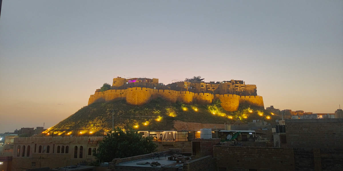 Jaisalmer Rosu Safari