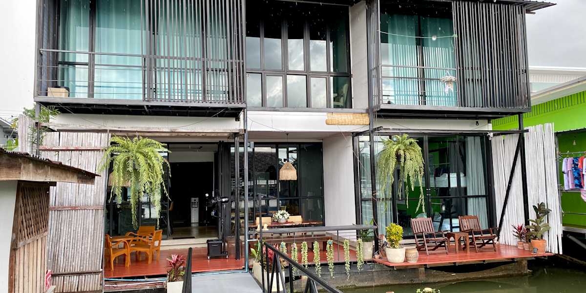 D Hostel by the river