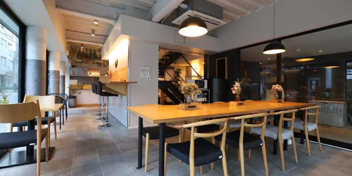 E10HOSTEL