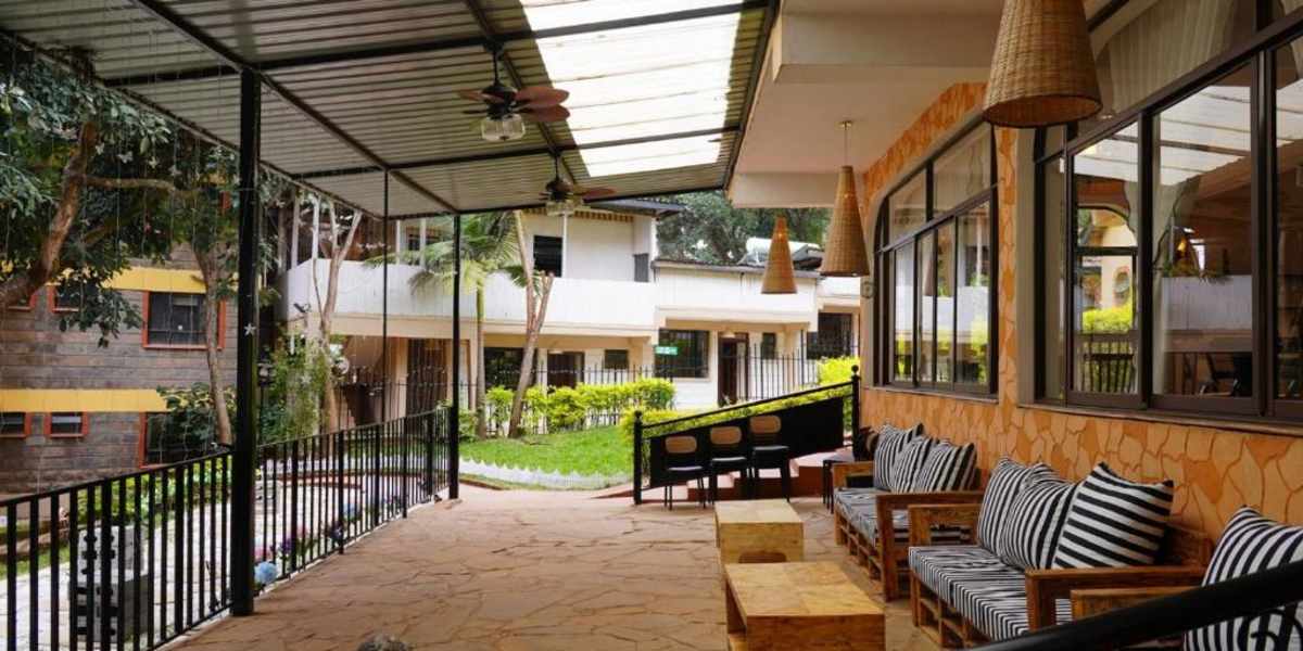 ZZZ HOSTEL LIMITED-LAVINTON