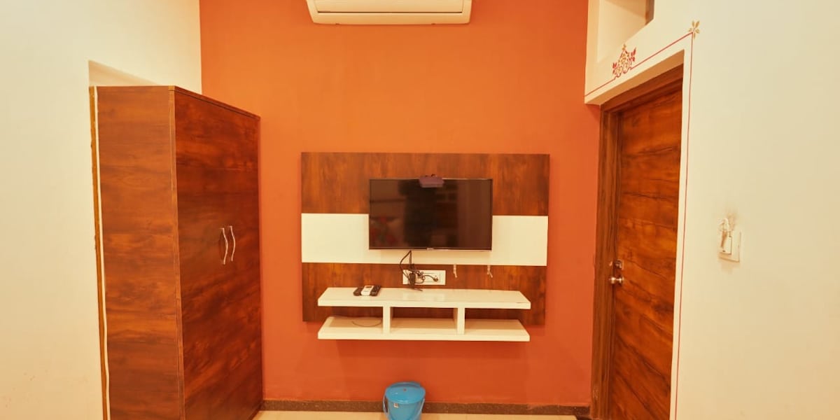 Neev Haveli