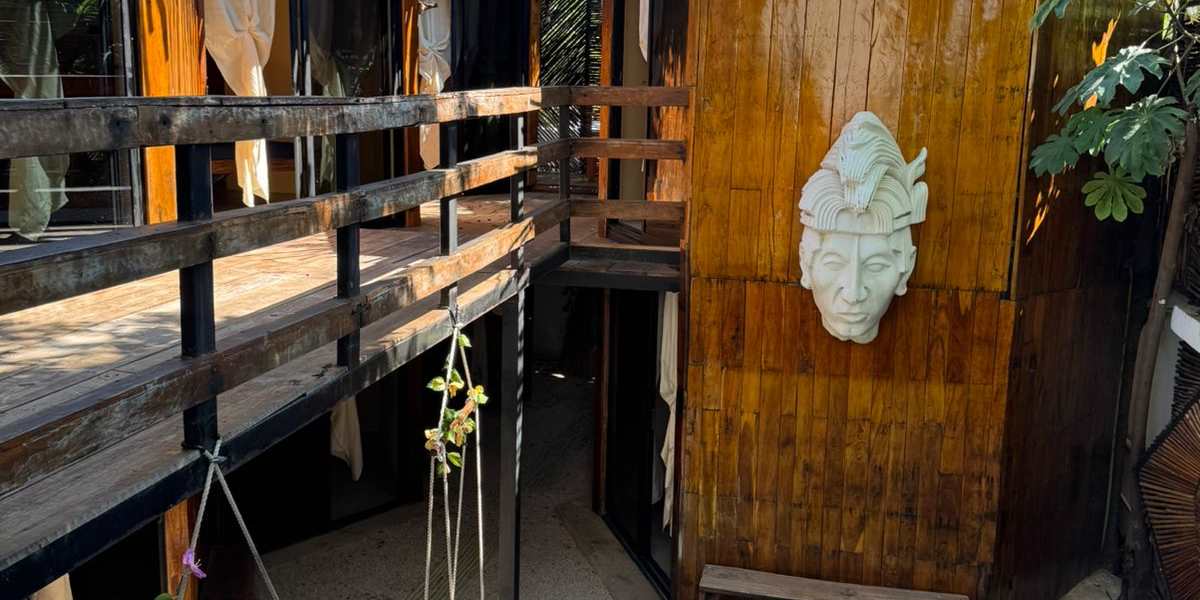 Mr Pakal