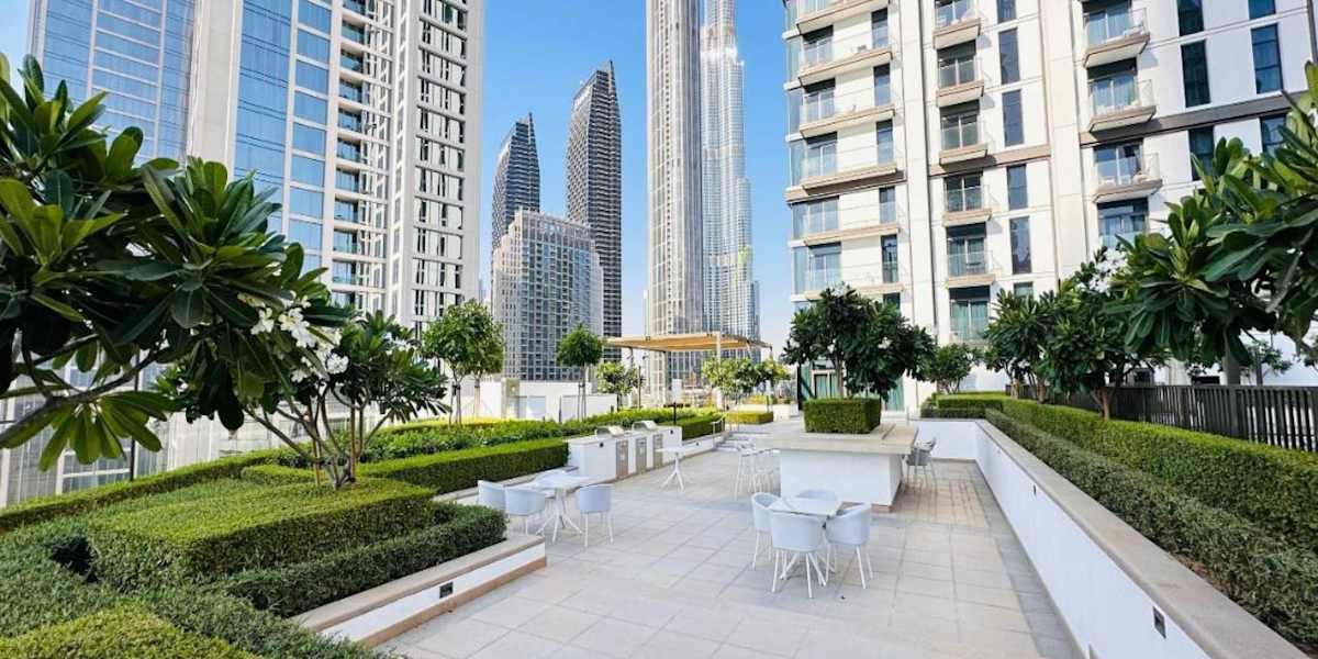 Luxury 1-Bedroom Apartment At Burj Crown