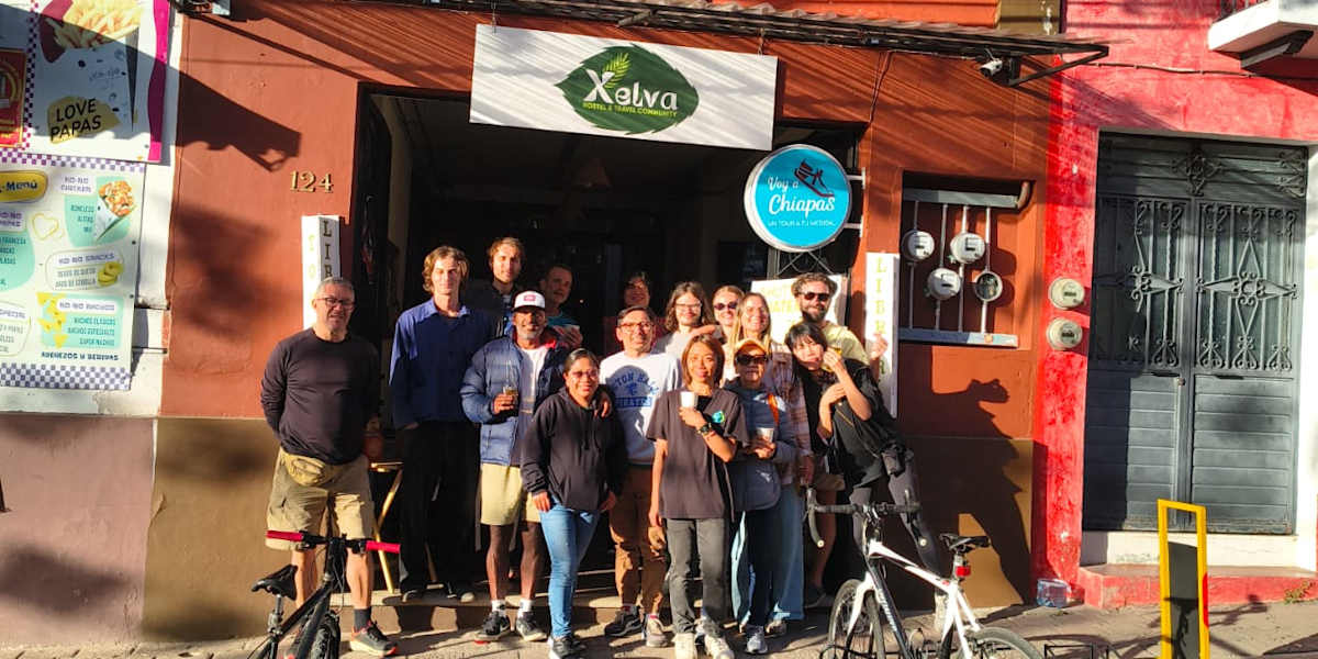 Xelva Hostel & Travel Community