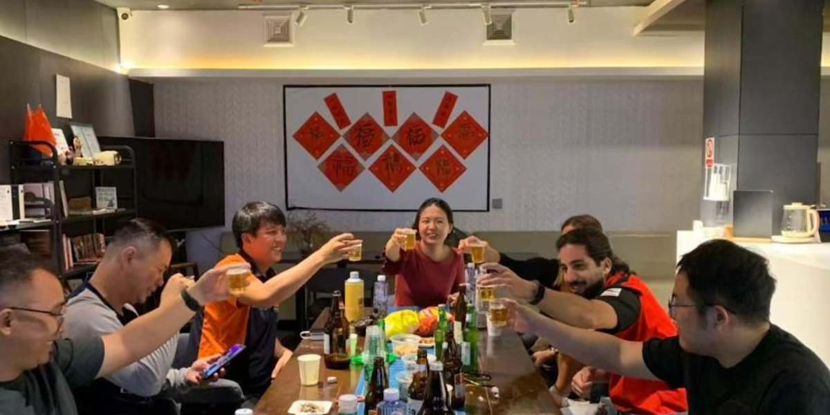 Guilin Yangshuo Emoji Youth Hostel-West Street