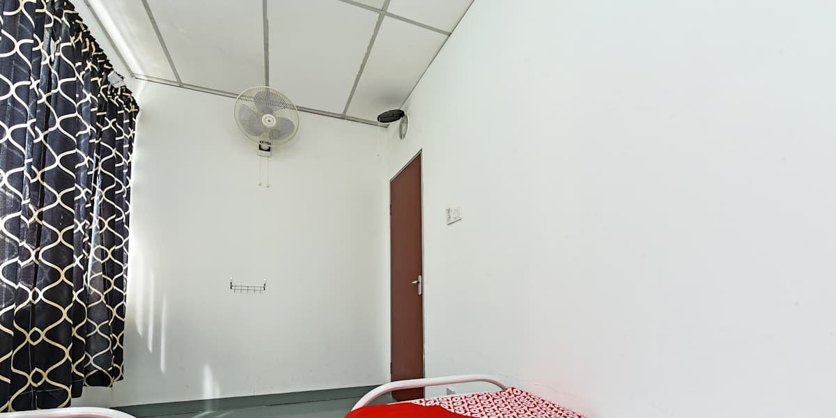 Hotel O Sri Rampai Metro Hostel