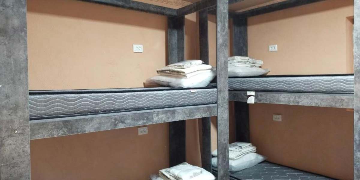 GOLD HOSTEL