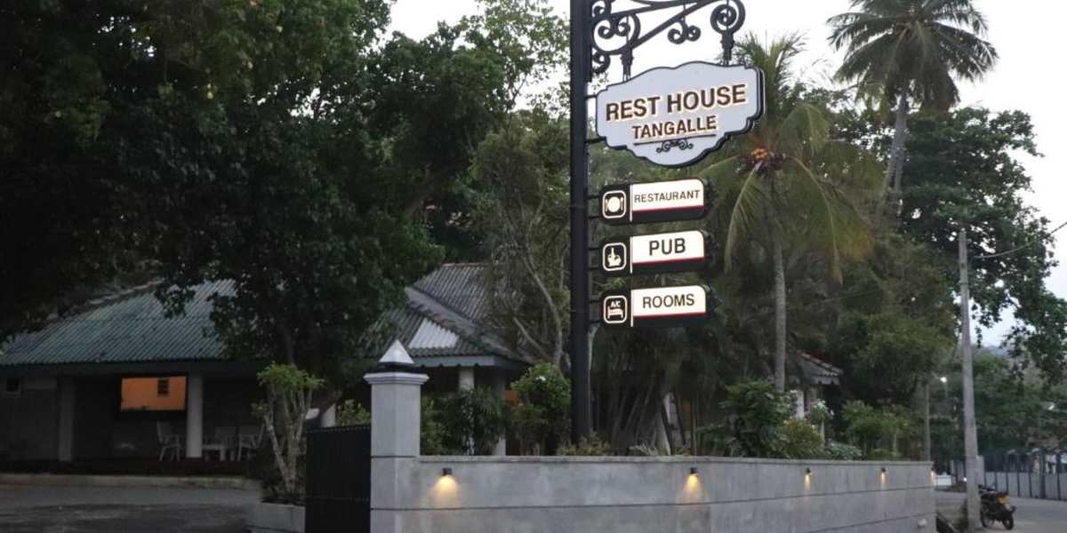 Tangalle Rest House Hotel