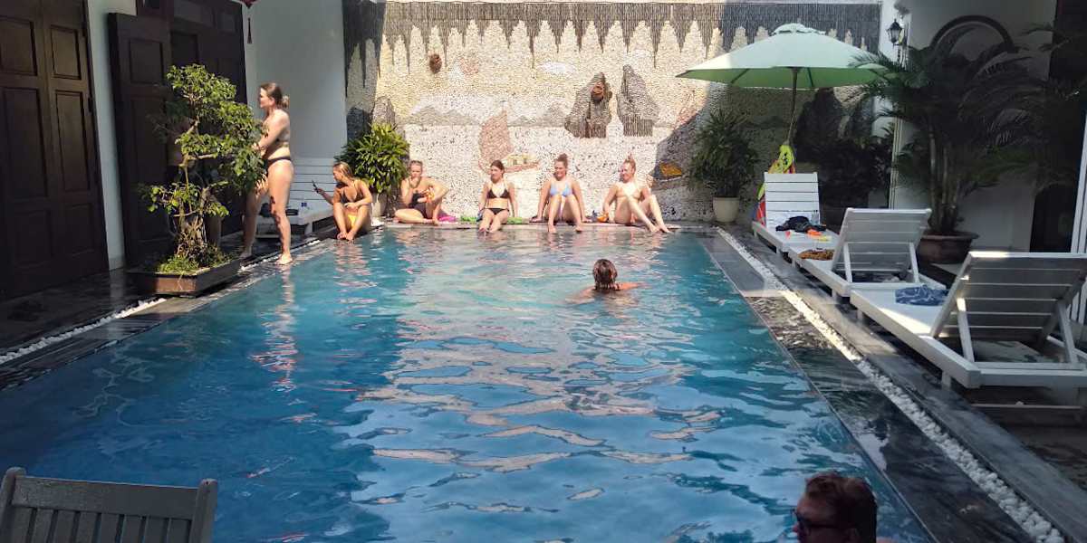Green Island Hostel