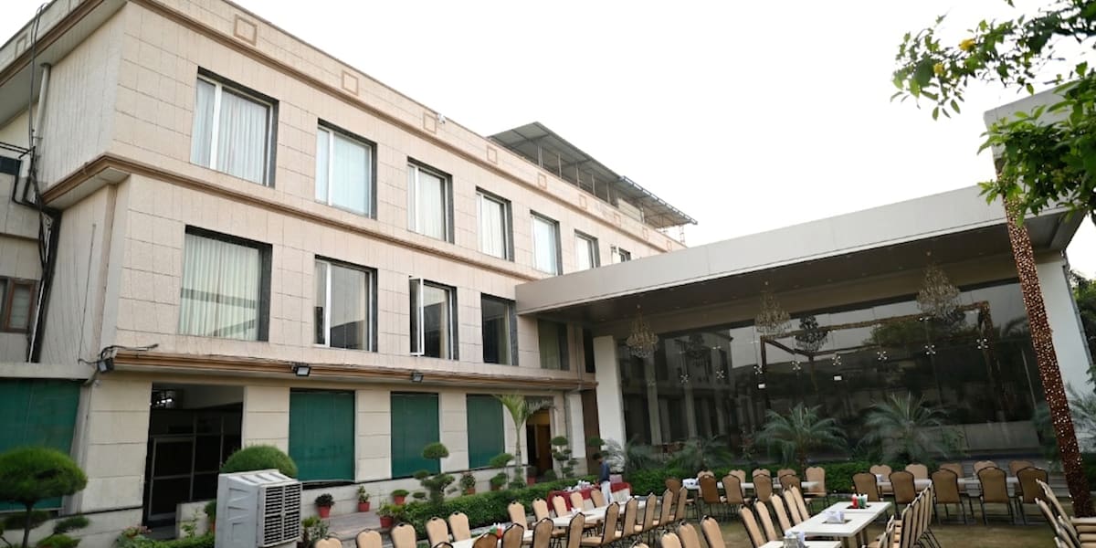 Sanzha Chulha Hotel