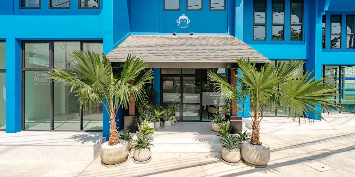 Blu Monkey Boutique Naiharn Beach