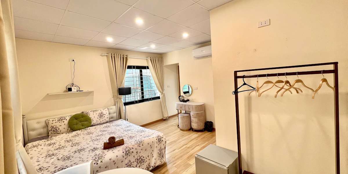 LushStay Cao Ba Quat