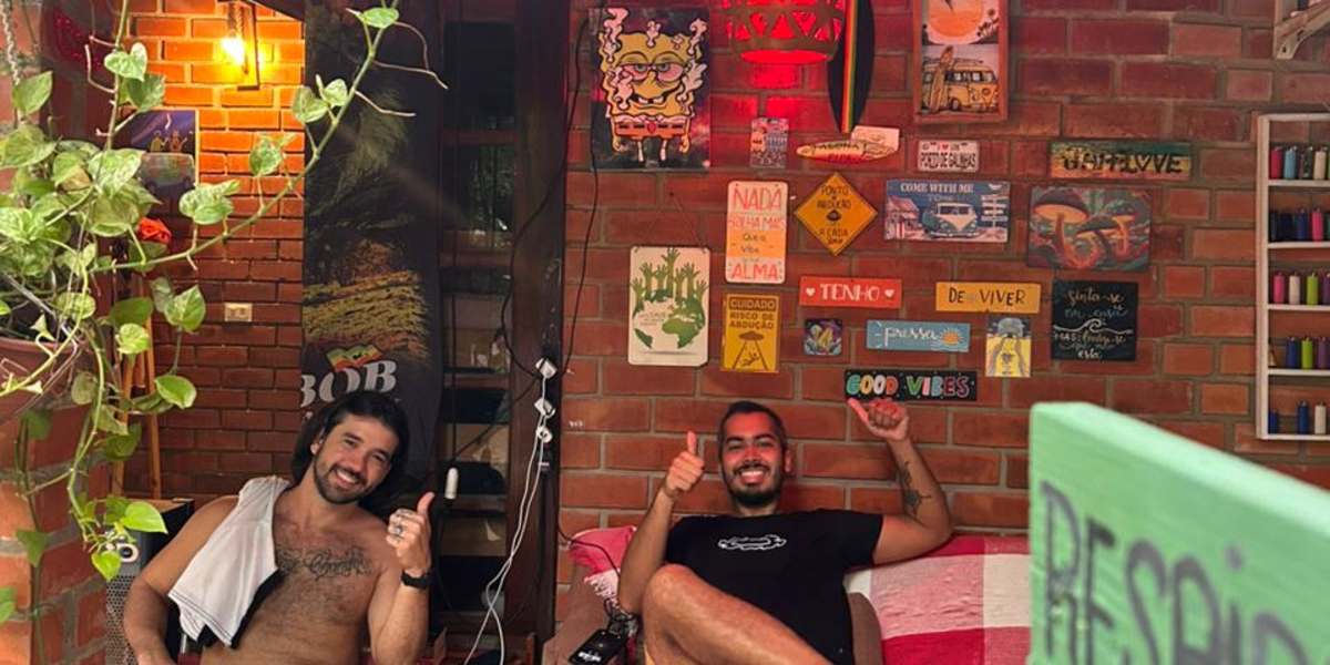 Canoa Roots Hostel & Camping