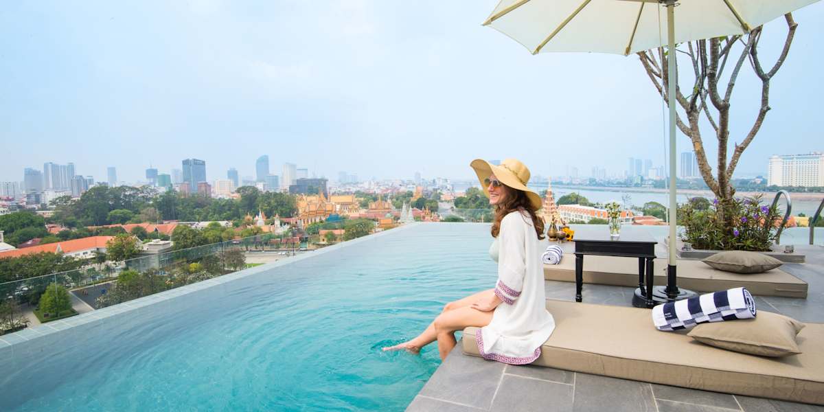 GLOW PARK HOTEL Grand Royal Palace