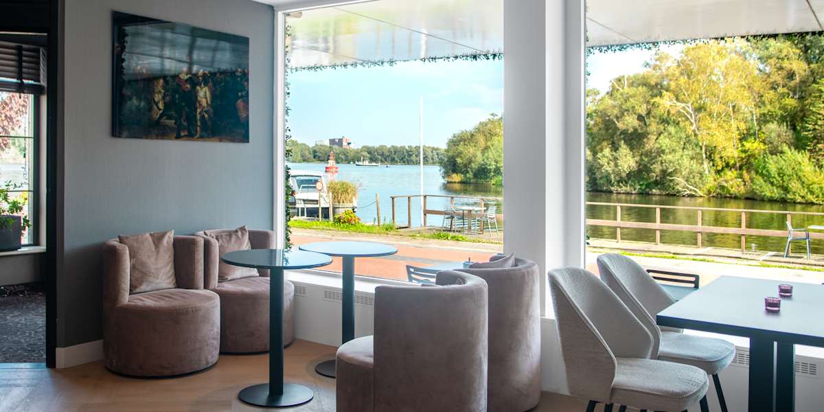 Amsterdam Lake Hotel