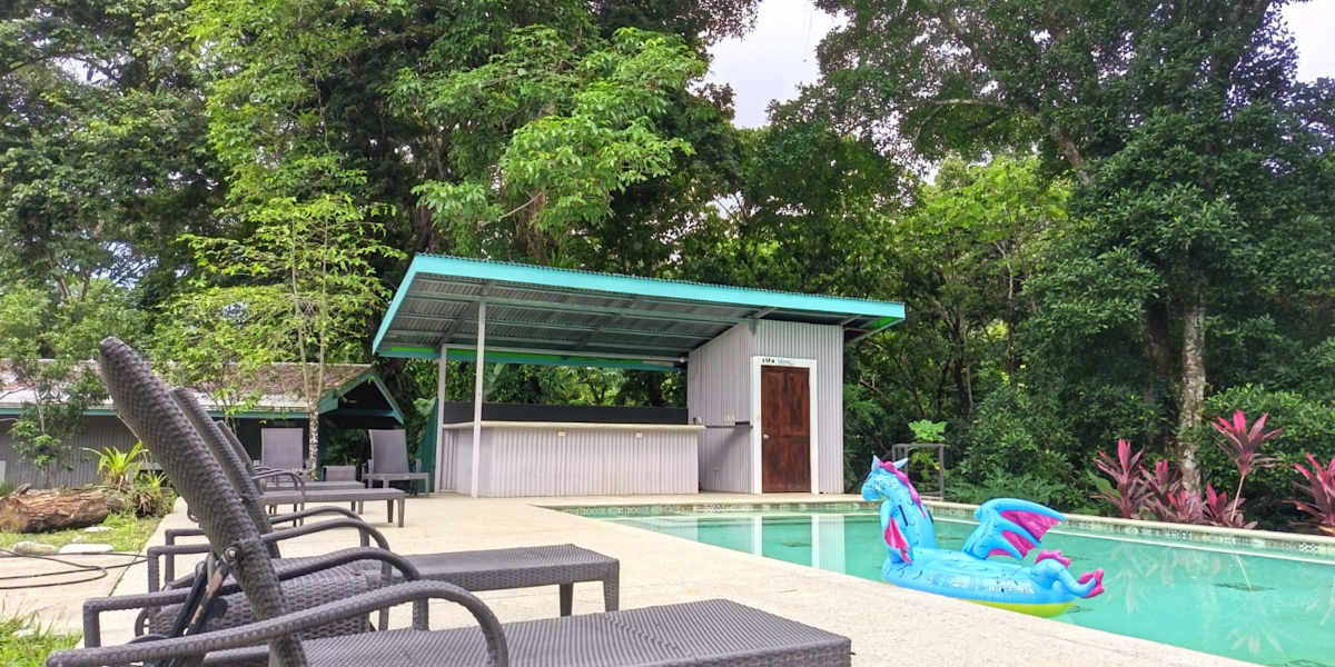 Senda Adults Only Hostel