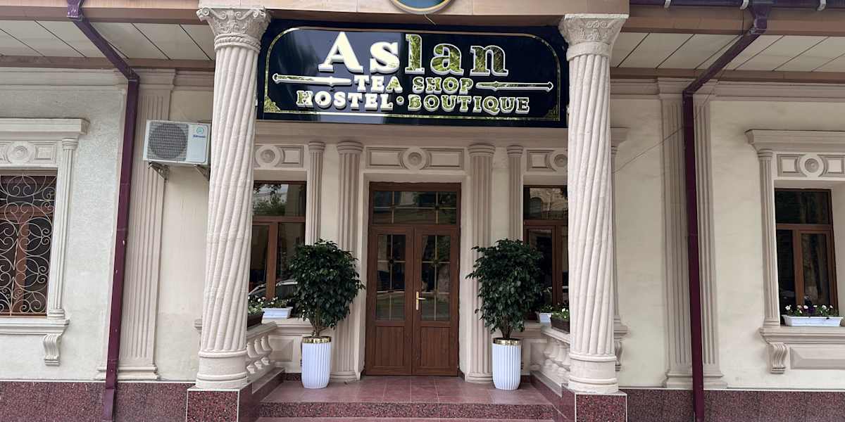 Aslan Hostel
