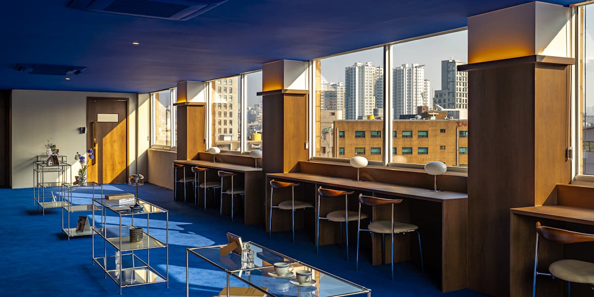 Transit lounge Yongsan
